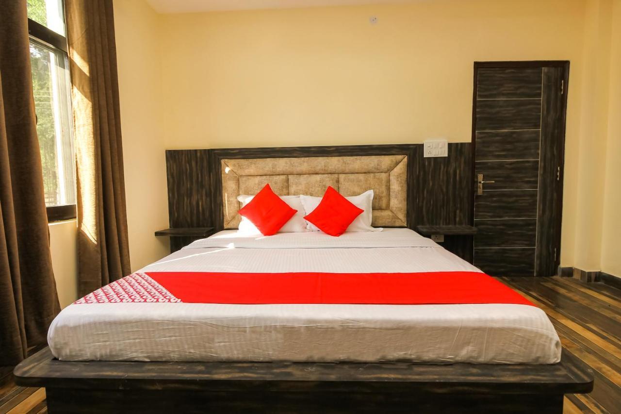 Oyo 39391 Jk Guest House Дармсала Экстерьер фото