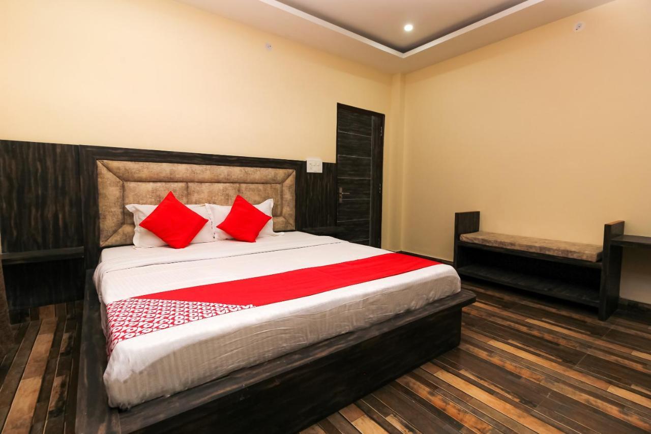 Oyo 39391 Jk Guest House Дармсала Экстерьер фото