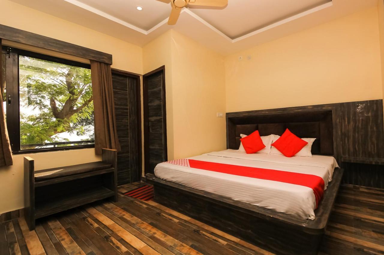Oyo 39391 Jk Guest House Дармсала Экстерьер фото