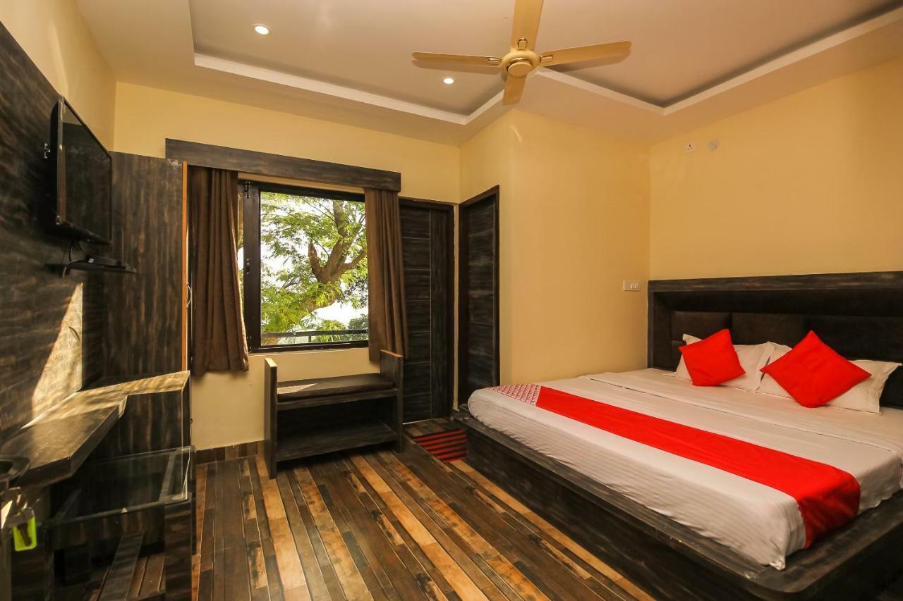 Oyo 39391 Jk Guest House Дармсала Экстерьер фото